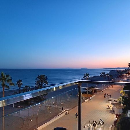 Alojamiento Iberia Playa Estepona Buitenkant foto