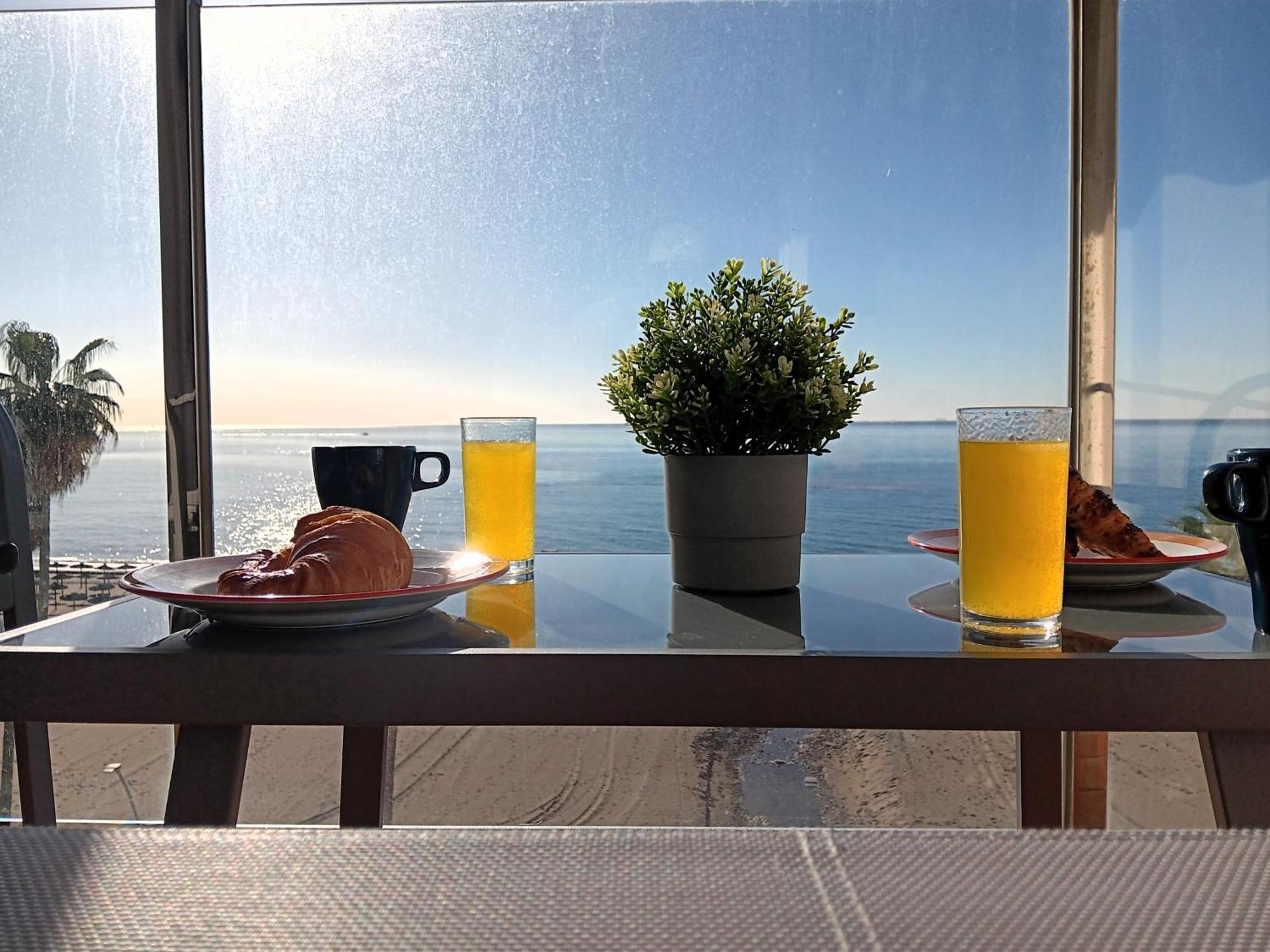 Alojamiento Iberia Playa Estepona Buitenkant foto