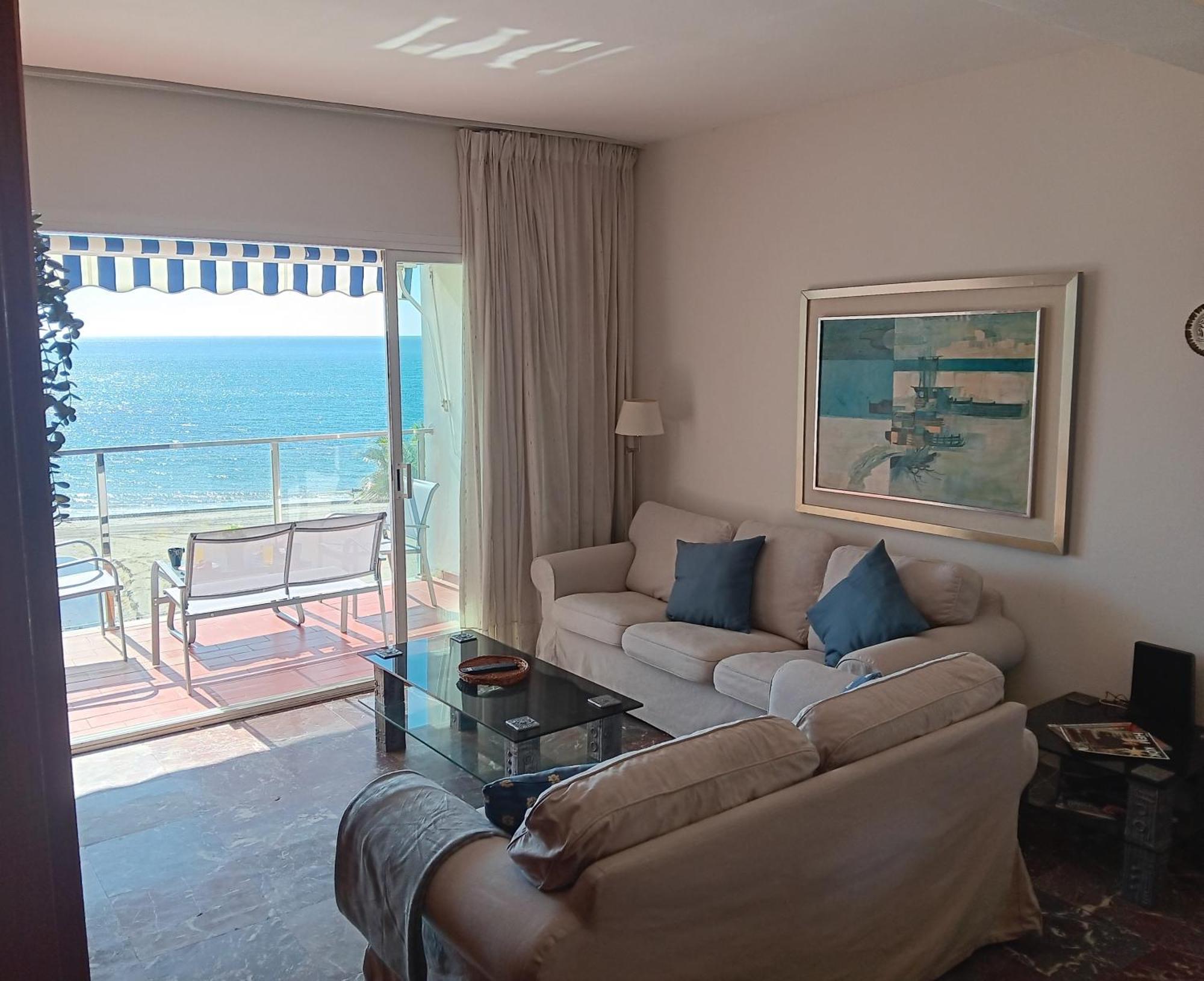 Alojamiento Iberia Playa Estepona Buitenkant foto